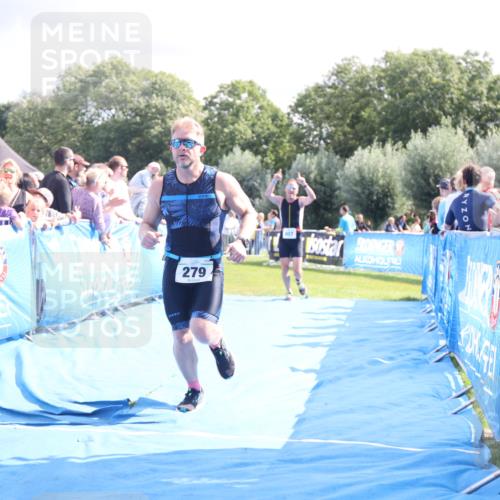 25.08.2024 - Elbe Triathlon Hamburg H.Heesch http://msf.ph/oto/6885913 25.08.2024 11:32:50 Ziel 279, 407 meine-sportfotos.de