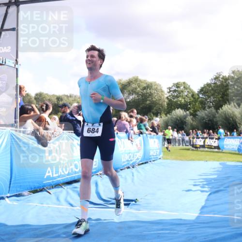 25.08.2024 - Elbe Triathlon Hamburg H.Heesch http://msf.ph/oto/6885918 25.08.2024 11:25:39 Ziel 529, 636, 684 meine-sportfotos.de