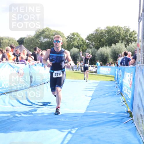 25.08.2024 - Elbe Triathlon Hamburg H.Heesch http://msf.ph/oto/6885921 25.08.2024 11:32:50 Ziel 279, 407 meine-sportfotos.de