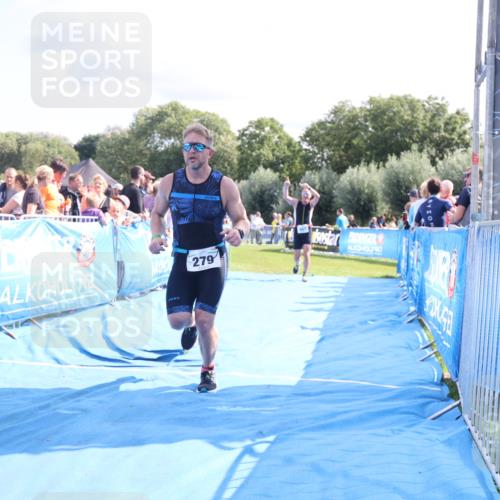 25.08.2024 - Elbe Triathlon Hamburg H.Heesch http://msf.ph/oto/6885923 25.08.2024 11:32:50 Ziel 279, 407 meine-sportfotos.de