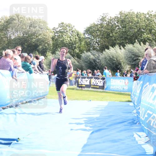 25.08.2024 - Elbe Triathlon Hamburg H.Heesch http://msf.ph/oto/6885959 25.08.2024 11:25:46 Ziel 529 meine-sportfotos.de