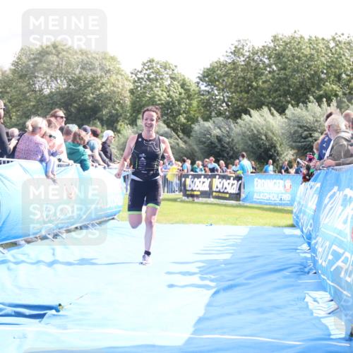 25.08.2024 - Elbe Triathlon Hamburg H.Heesch http://msf.ph/oto/6885965 25.08.2024 11:25:46 Ziel 529 meine-sportfotos.de