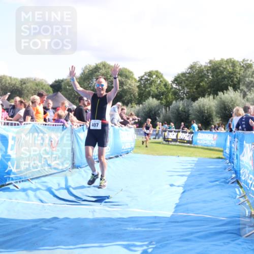 25.08.2024 - Elbe Triathlon Hamburg H.Heesch http://msf.ph/oto/6885970 25.08.2024 11:32:53 Ziel 256, 279, 407 meine-sportfotos.de
