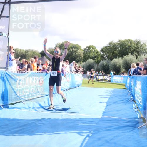 25.08.2024 - Elbe Triathlon Hamburg H.Heesch http://msf.ph/oto/6885978 25.08.2024 11:32:53 Ziel 256, 279, 407 meine-sportfotos.de