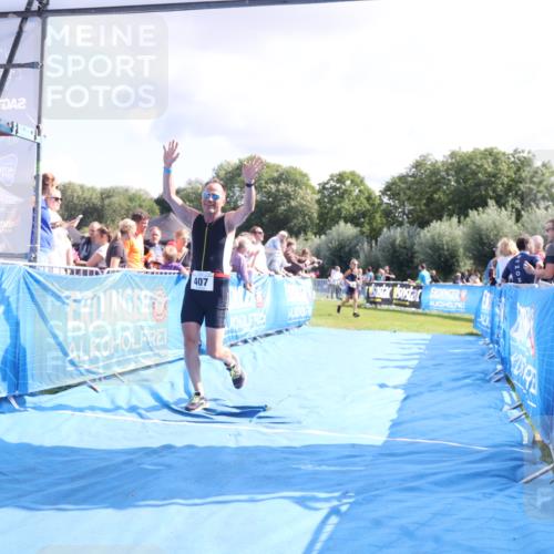 25.08.2024 - Elbe Triathlon Hamburg H.Heesch http://msf.ph/oto/6885980 25.08.2024 11:32:53 Ziel 256, 279, 407 meine-sportfotos.de