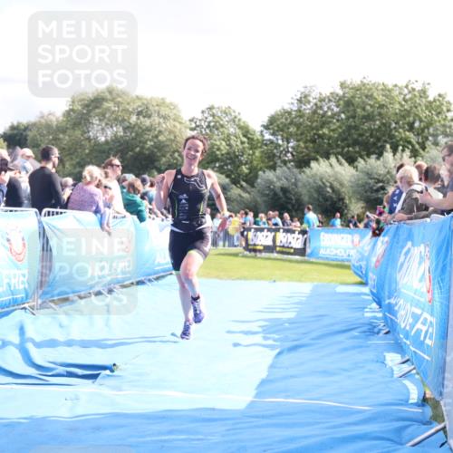 25.08.2024 - Elbe Triathlon Hamburg H.Heesch http://msf.ph/oto/6885983 25.08.2024 11:25:46 Ziel 529 meine-sportfotos.de