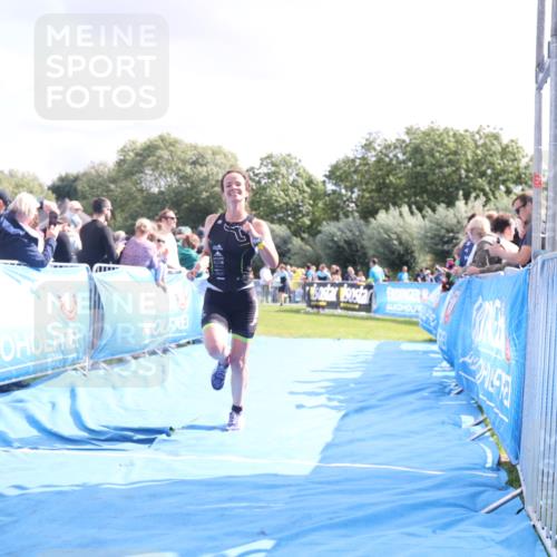 25.08.2024 - Elbe Triathlon Hamburg H.Heesch http://msf.ph/oto/6885995 25.08.2024 11:25:47 Ziel 529 meine-sportfotos.de