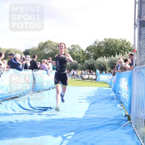25.08.2024 - Elbe Triathlon Hamburg H.Heesch http://msf.ph/oto/6886001 25.08.2024 11:25:47 Ziel 529 meine-sportfotos.de