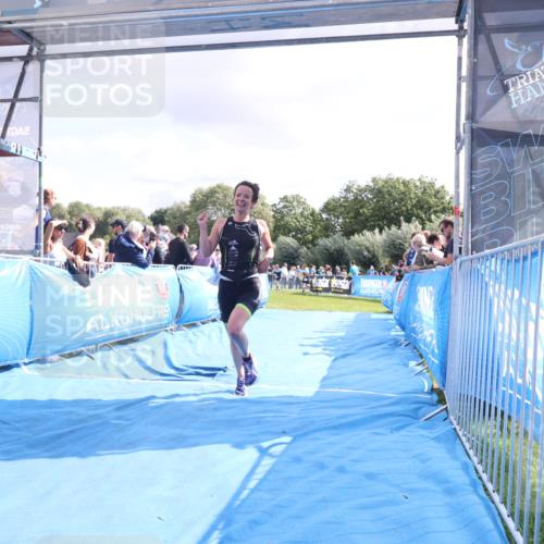 25.08.2024 - Elbe Triathlon Hamburg H.Heesch http://msf.ph/oto/6886009 25.08.2024 11:25:47 Ziel 529 meine-sportfotos.de