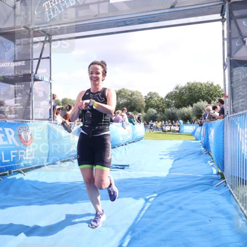 25.08.2024 - Elbe Triathlon Hamburg H.Heesch http://msf.ph/oto/6886038 25.08.2024 11:25:48 Ziel 529, 584, 621 meine-sportfotos.de