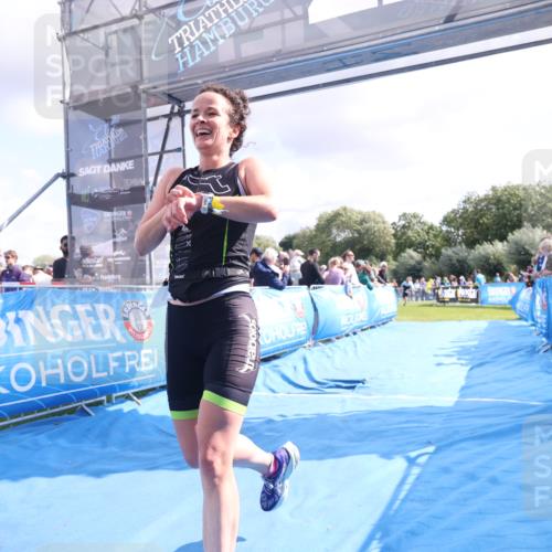 25.08.2024 - Elbe Triathlon Hamburg H.Heesch http://msf.ph/oto/6886051 25.08.2024 11:25:48 Ziel 529, 584, 621 meine-sportfotos.de
