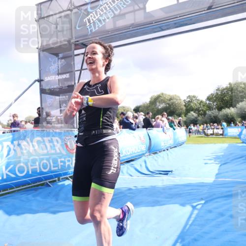 25.08.2024 - Elbe Triathlon Hamburg H.Heesch http://msf.ph/oto/6886053 25.08.2024 11:25:48 Ziel 529, 584, 621 meine-sportfotos.de