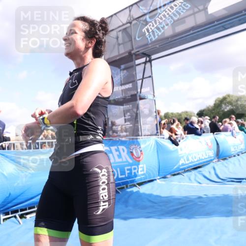 25.08.2024 - Elbe Triathlon Hamburg H.Heesch http://msf.ph/oto/6886066 25.08.2024 11:25:48 Ziel 529, 584, 621 meine-sportfotos.de