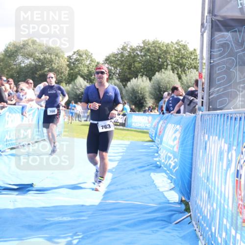 25.08.2024 - Elbe Triathlon Hamburg H.Heesch http://msf.ph/oto/6886103 25.08.2024 11:33:10 Ziel 708, 737, 763 meine-sportfotos.de
