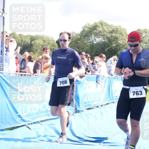 25.08.2024 - Elbe Triathlon Hamburg H.Heesch http://msf.ph/oto/6886114 25.08.2024 11:33:12 Ziel 574, 708, 729, 737, 763 meine-sportfotos.de