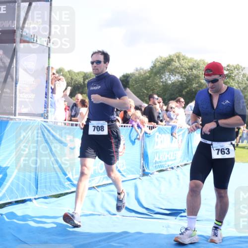 25.08.2024 - Elbe Triathlon Hamburg H.Heesch http://msf.ph/oto/6886122 25.08.2024 11:33:12 Ziel 574, 708, 729, 737, 763 meine-sportfotos.de