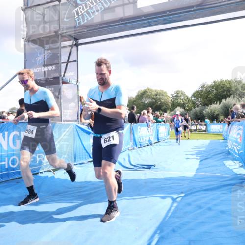 25.08.2024 - Elbe Triathlon Hamburg H.Heesch http://msf.ph/oto/6886123 25.08.2024 11:25:57 Ziel 175, 281, 409, 584, 596, 621, 694 meine-sportfotos.de