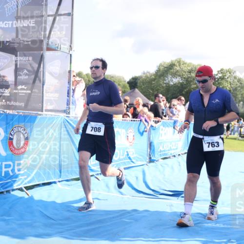 25.08.2024 - Elbe Triathlon Hamburg H.Heesch http://msf.ph/oto/6886126 25.08.2024 11:33:12 Ziel 574, 708, 729, 737, 763 meine-sportfotos.de