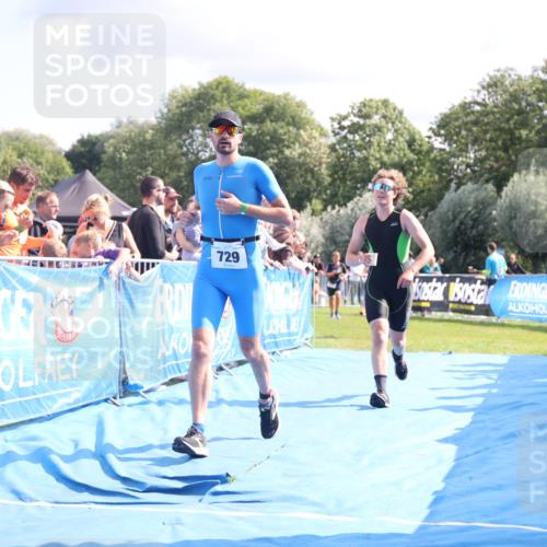 25.08.2024 - Elbe Triathlon Hamburg H.Heesch http://msf.ph/oto/6886143 25.08.2024 11:33:19 Ziel 141, 574, 708, 729, 763, 771, 783 meine-sportfotos.de