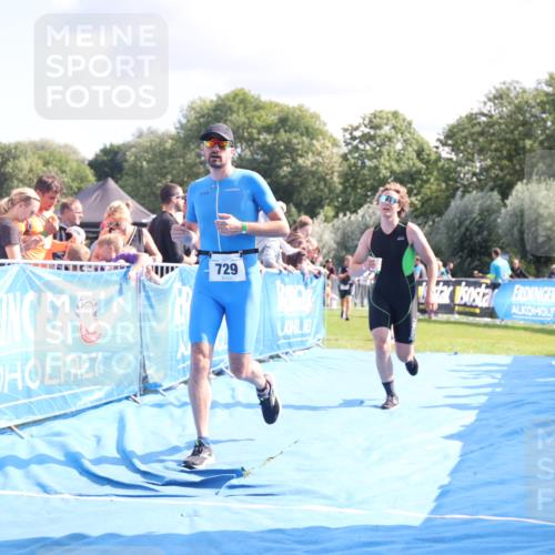 25.08.2024 - Elbe Triathlon Hamburg H.Heesch http://msf.ph/oto/6886147 25.08.2024 11:33:19 Ziel 141, 574, 708, 729, 763, 771, 783 meine-sportfotos.de