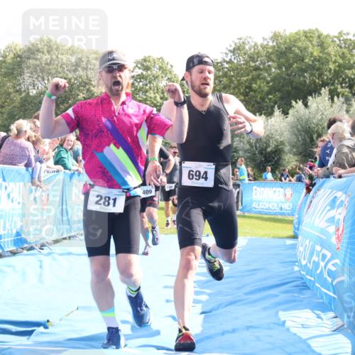 25.08.2024 - Elbe Triathlon Hamburg H.Heesch http://msf.ph/oto/6886150 25.08.2024 11:26:00 Ziel 175, 281, 409, 584, 596, 621, 694 meine-sportfotos.de