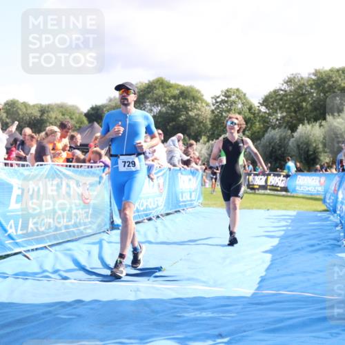 25.08.2024 - Elbe Triathlon Hamburg H.Heesch http://msf.ph/oto/6886155 25.08.2024 11:33:19 Ziel 141, 574, 708, 729, 763, 771, 783 meine-sportfotos.de