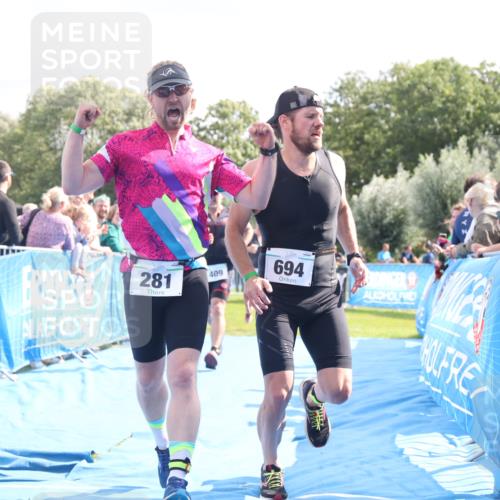 25.08.2024 - Elbe Triathlon Hamburg H.Heesch http://msf.ph/oto/6886156 25.08.2024 11:26:00 Ziel 175, 281, 409, 584, 596, 621, 694 meine-sportfotos.de