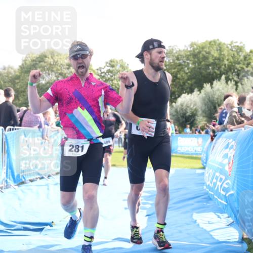 25.08.2024 - Elbe Triathlon Hamburg H.Heesch http://msf.ph/oto/6886160 25.08.2024 11:26:00 Ziel 175, 281, 409, 584, 596, 621, 694 meine-sportfotos.de