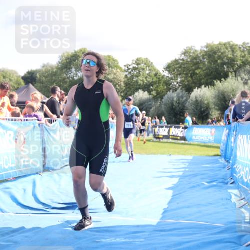 25.08.2024 - Elbe Triathlon Hamburg H.Heesch http://msf.ph/oto/6886169 25.08.2024 11:33:20 Ziel 141, 574, 729, 771, 783 meine-sportfotos.de