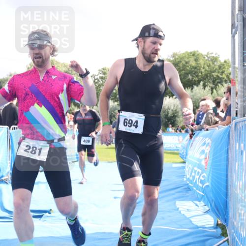 25.08.2024 - Elbe Triathlon Hamburg H.Heesch http://msf.ph/oto/6886174 25.08.2024 11:26:00 Ziel 175, 281, 409, 584, 596, 621, 694 meine-sportfotos.de