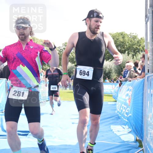 25.08.2024 - Elbe Triathlon Hamburg H.Heesch http://msf.ph/oto/6886176 25.08.2024 11:26:00 Ziel 175, 281, 409, 584, 596, 621, 694 meine-sportfotos.de