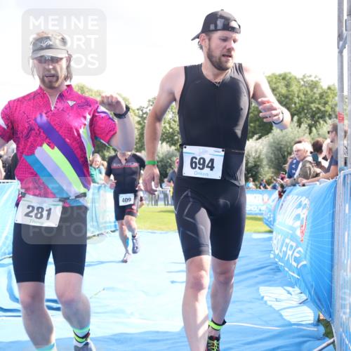 25.08.2024 - Elbe Triathlon Hamburg H.Heesch http://msf.ph/oto/6886178 25.08.2024 11:26:00 Ziel 175, 281, 409, 584, 596, 621, 694 meine-sportfotos.de