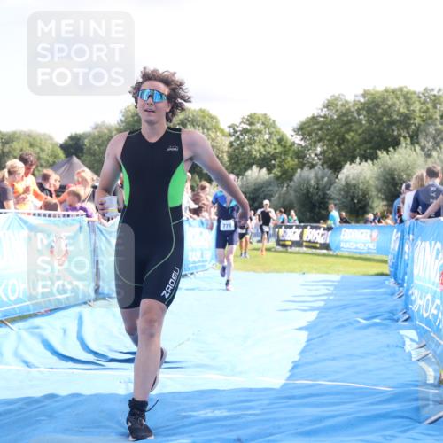 25.08.2024 - Elbe Triathlon Hamburg H.Heesch http://msf.ph/oto/6886179 25.08.2024 11:33:20 Ziel 141, 574, 729, 771, 783 meine-sportfotos.de