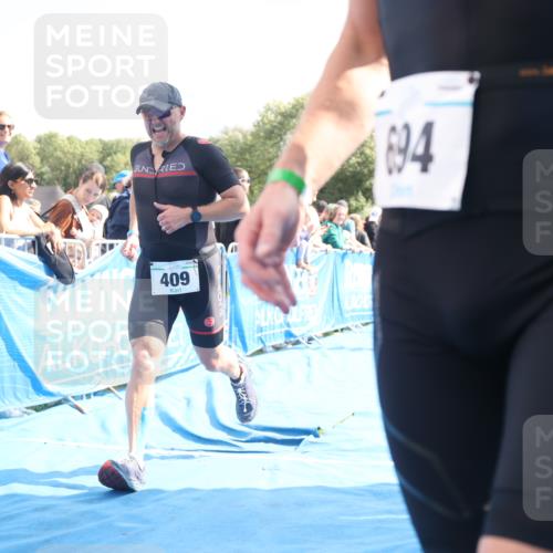 25.08.2024 - Elbe Triathlon Hamburg H.Heesch http://msf.ph/oto/6886189 25.08.2024 11:26:02 Ziel 175, 281, 409, 584, 596, 621, 694 meine-sportfotos.de