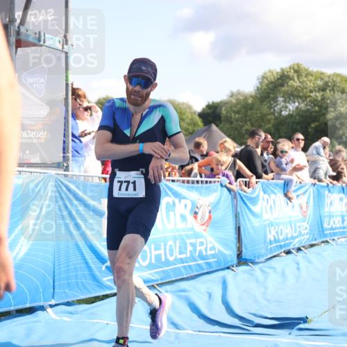 25.08.2024 - Elbe Triathlon Hamburg H.Heesch http://msf.ph/oto/6886208 25.08.2024 11:33:23 Ziel 141, 574, 729, 771, 783 meine-sportfotos.de