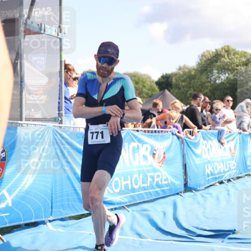 25.08.2024 - Elbe Triathlon Hamburg H.Heesch http://msf.ph/oto/6886210 25.08.2024 11:33:23 Ziel 141, 574, 729, 771, 783 meine-sportfotos.de