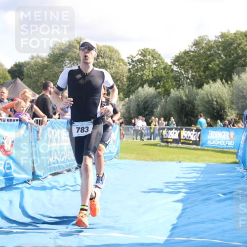 25.08.2024 - Elbe Triathlon Hamburg H.Heesch http://msf.ph/oto/6886214 25.08.2024 11:33:25 Ziel 141, 574, 729, 771, 783 meine-sportfotos.de