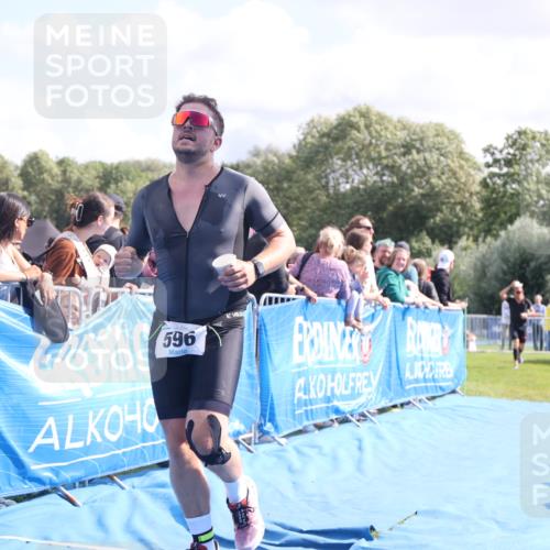 25.08.2024 - Elbe Triathlon Hamburg H.Heesch http://msf.ph/oto/6886219 25.08.2024 11:26:04 Ziel 175, 281, 409, 596, 694 meine-sportfotos.de