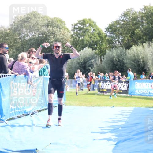 25.08.2024 - Elbe Triathlon Hamburg H.Heesch http://msf.ph/oto/6886243 25.08.2024 11:26:14 Ziel 265, 451, 754 meine-sportfotos.de