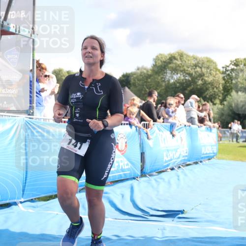 25.08.2024 - Elbe Triathlon Hamburg H.Heesch http://msf.ph/oto/6886254 25.08.2024 11:33:27 Ziel 141, 574, 771, 783 meine-sportfotos.de