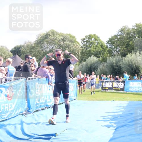 25.08.2024 - Elbe Triathlon Hamburg H.Heesch http://msf.ph/oto/6886257 25.08.2024 11:26:15 Ziel 265, 406, 451, 754 meine-sportfotos.de