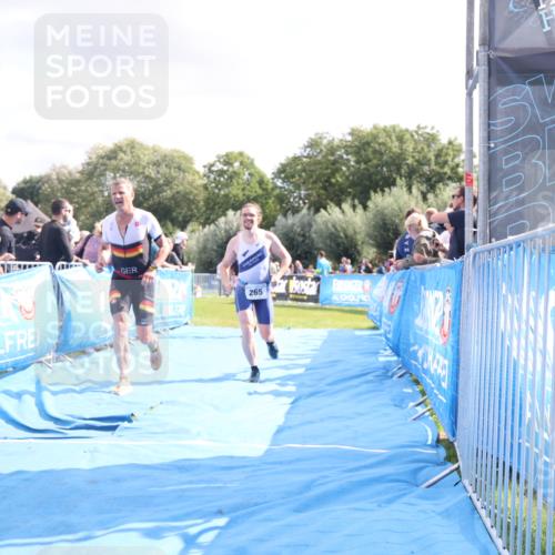 25.08.2024 - Elbe Triathlon Hamburg H.Heesch http://msf.ph/oto/6886307 25.08.2024 11:26:20 Ziel 265, 406, 451, 754 meine-sportfotos.de