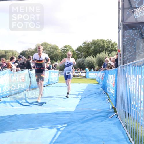 25.08.2024 - Elbe Triathlon Hamburg H.Heesch http://msf.ph/oto/6886317 25.08.2024 11:26:21 Ziel 265, 406, 451, 601, 723, 754 meine-sportfotos.de