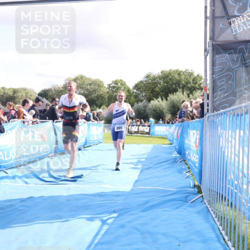 25.08.2024 - Elbe Triathlon Hamburg H.Heesch http://msf.ph/oto/6886319 25.08.2024 11:26:21 Ziel 265, 406, 451, 601, 723, 754 meine-sportfotos.de