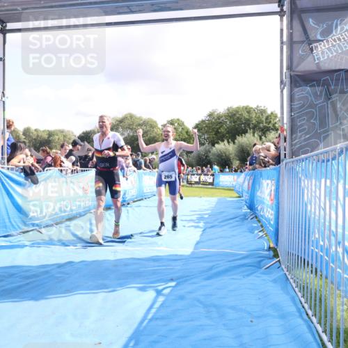 25.08.2024 - Elbe Triathlon Hamburg H.Heesch http://msf.ph/oto/6886329 25.08.2024 11:26:21 Ziel 265, 406, 451, 601, 723, 754 meine-sportfotos.de