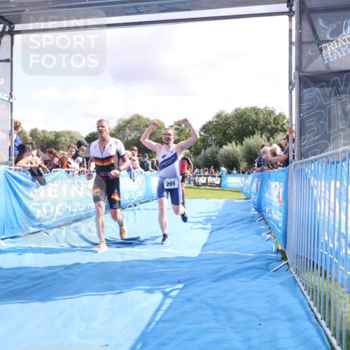 25.08.2024 - Elbe Triathlon Hamburg H.Heesch http://msf.ph/oto/6886335 25.08.2024 11:26:21 Ziel 265, 406, 451, 601, 723, 754 meine-sportfotos.de