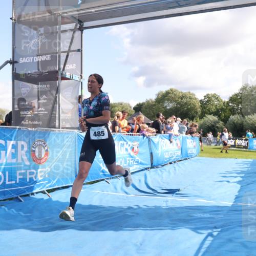 25.08.2024 - Elbe Triathlon Hamburg H.Heesch http://msf.ph/oto/6886339 25.08.2024 11:33:46 Ziel 485, 692 meine-sportfotos.de