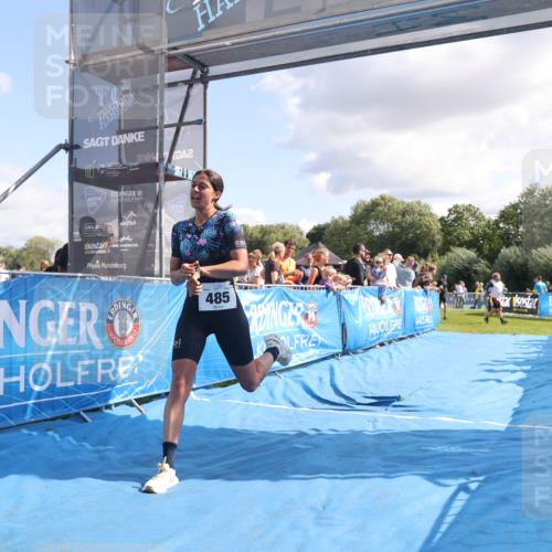 25.08.2024 - Elbe Triathlon Hamburg H.Heesch http://msf.ph/oto/6886340 25.08.2024 11:33:46 Ziel 485, 692 meine-sportfotos.de