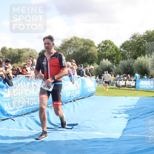 25.08.2024 - Elbe Triathlon Hamburg H.Heesch http://msf.ph/oto/6886380 25.08.2024 11:26:23 Ziel 265, 406, 451, 601, 723, 754 meine-sportfotos.de