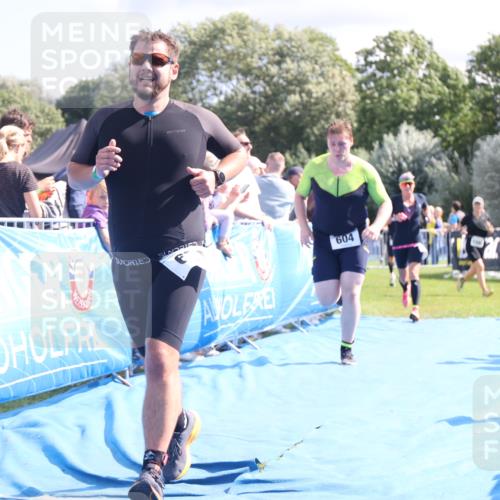 25.08.2024 - Elbe Triathlon Hamburg H.Heesch http://msf.ph/oto/6886414 25.08.2024 11:34:05 Ziel 545, 604, 670, 772 meine-sportfotos.de